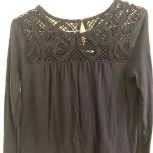 Navy long sleeve gap shirt